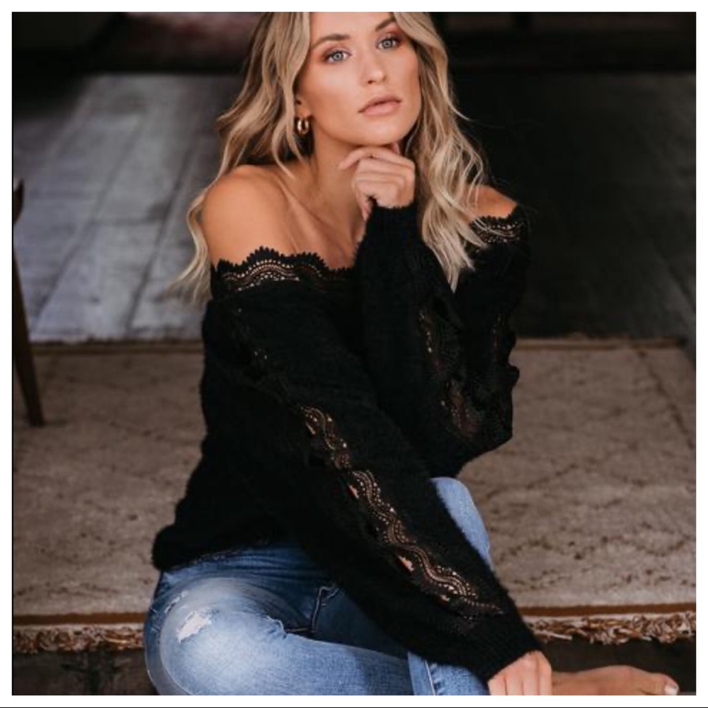 SUGAR & SPICE: Lace Trimmed Fuzzy Sweater